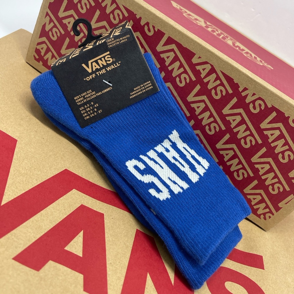VANS "Off The Wall" socks
New with the tag authentic Vans socks (1 pair) - Picture 12 of 16